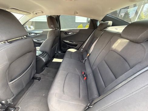 Used 2020 Chevrolet Malibu LS FWD image 14