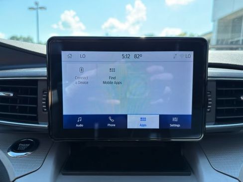 Used 2023 Ford Explorer XLT w/ Equipment Group 202A AWD/4WD image 28