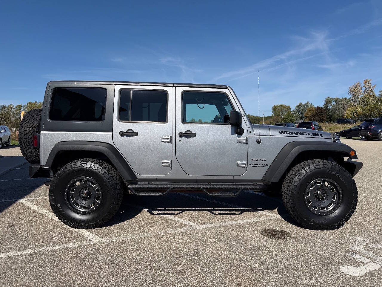 Used 2016 Jeep Wrangler Unlimited Sport w/ Quick Order Package 23S AWD/4WD image 10
