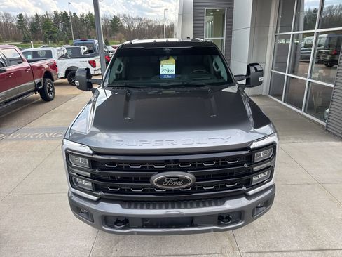 Certified 2024 Ford F250 Lariat w/ Lariat Ultimate Package image 12