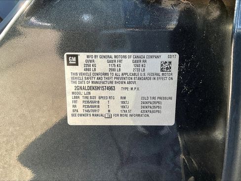 Used 2017 Chevrolet Equinox Premier w/ Enhanced Convenience Package FWD image 32