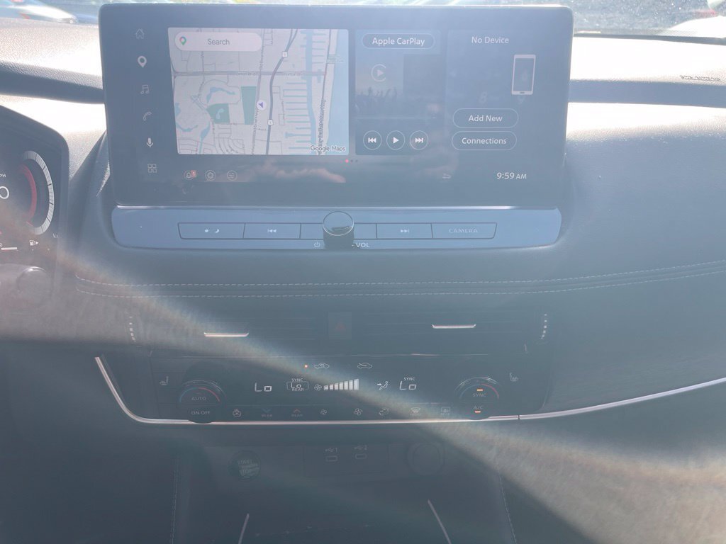 Used 2024 Nissan Rogue Platinum w/ Platinum Premium Package FWD image 6