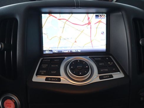 Used 2015 Nissan 370Z Coupe RWD image 23