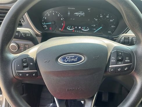 Used 2021 Ford Escape SE image 32