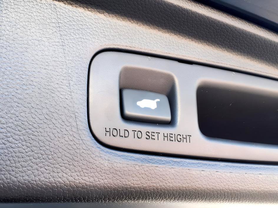 Used 2023 Honda CR-V Sport Touring image 11