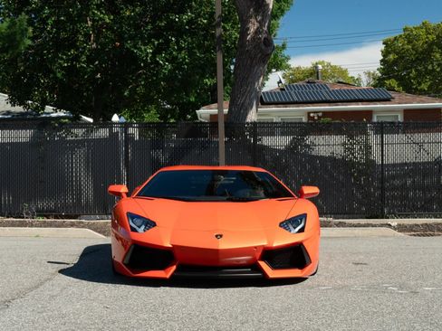 Used 2015 Lamborghini Aventador LP 700-4 AWD/4WD image 3