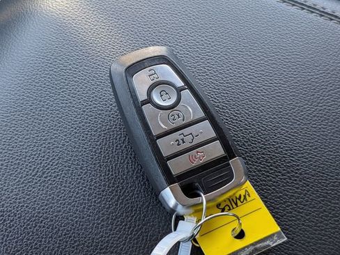 Used 2022 Ford F150 Lariat image 30