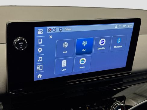 Used 2025 Honda Prologue Touring image 11