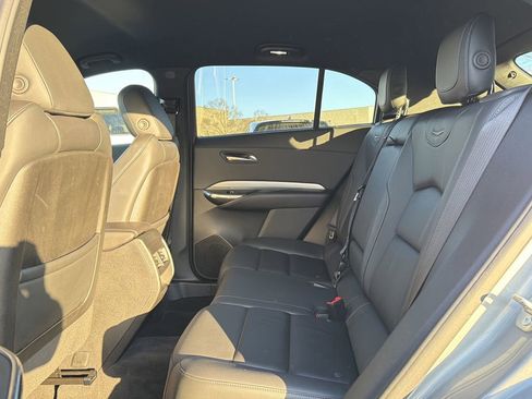 Used 2023 Cadillac XT4 Premium Luxury image 14