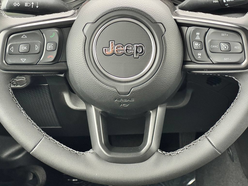 New 2026 Jeep Gladiator Mojave w/ Steel Bumper Group AWD/4WD image 18