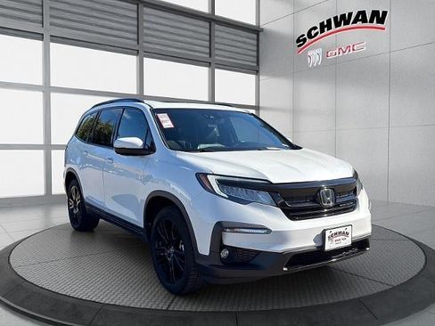 Used 2021 Honda Pilot Black Edition image 2