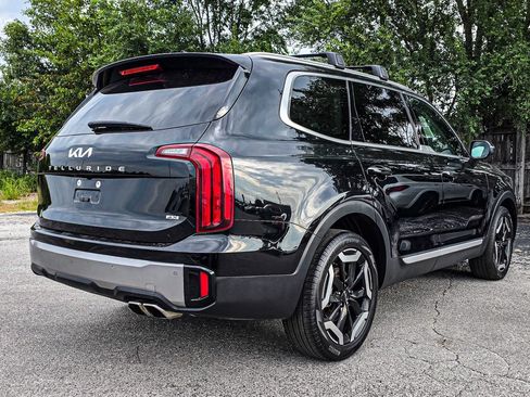Used 2025 Kia Telluride S AWD/4WD image 6