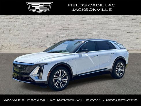 New 2026 Cadillac Lyriq Luxury RWD image 1