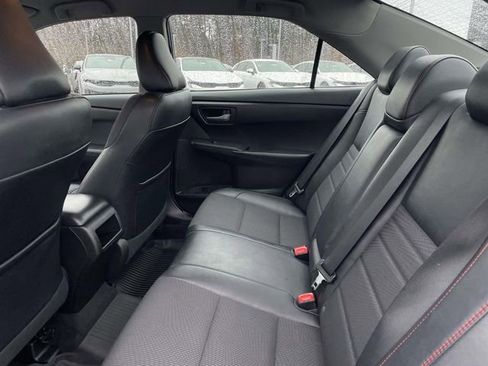 Used 2017 Toyota Camry SE image 24