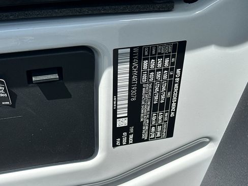 New 2024 Mercedes-Benz eSprinter 170 Cargo image 28