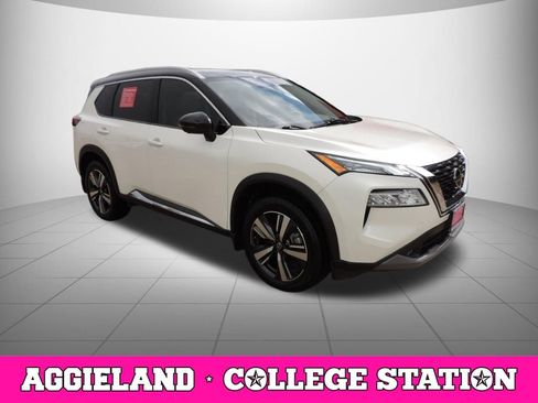Certified 2021 Nissan Rogue SL FWD image 3