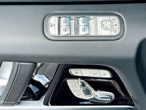 Used 2024 Mercedes-Benz G 550 image 24