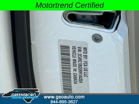 Used 2024 Chrysler Pacifica Touring-L FWD image 42