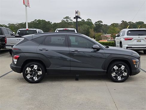 Used 2024 Hyundai Kona SEL image 4