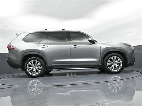 Certified 2025 Toyota Grand Highlander AWD image 37