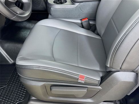 Used 2024 RAM 3500 Tradesman image 19