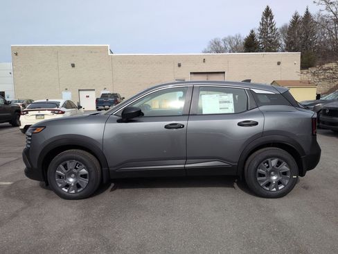 New 2026 Nissan Kicks S image 8