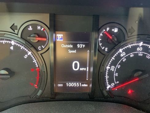 Used 2020 Toyota 4Runner SR5 Premium image 5