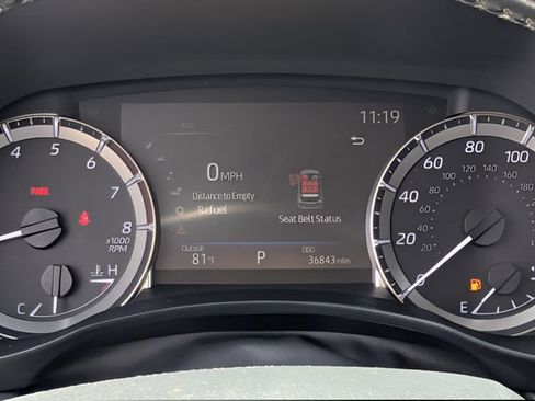 Used 2023 Toyota Highlander XLE AWD/4WD image 20
