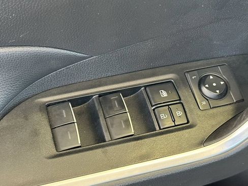 Used 2025 Toyota RAV4 XLE Premium FWD image 12