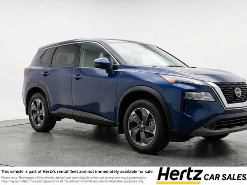 Used 2025 Nissan Rogue SV AWD/4WD image 1