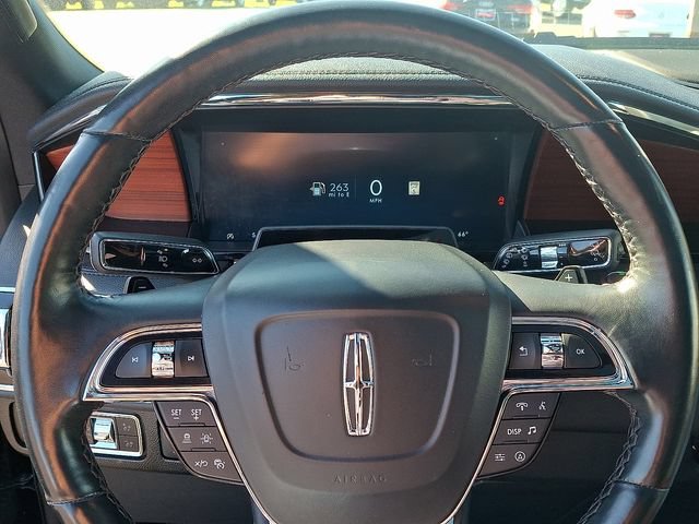 Used 2024 Lincoln Navigator Premiere AWD/4WD image 20
