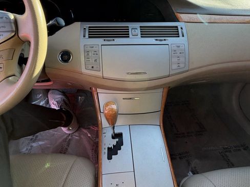 Used 2007 Toyota Avalon Limited image 9