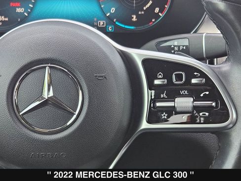 Used 2022 Mercedes-Benz GLC 300 4MATIC image 24