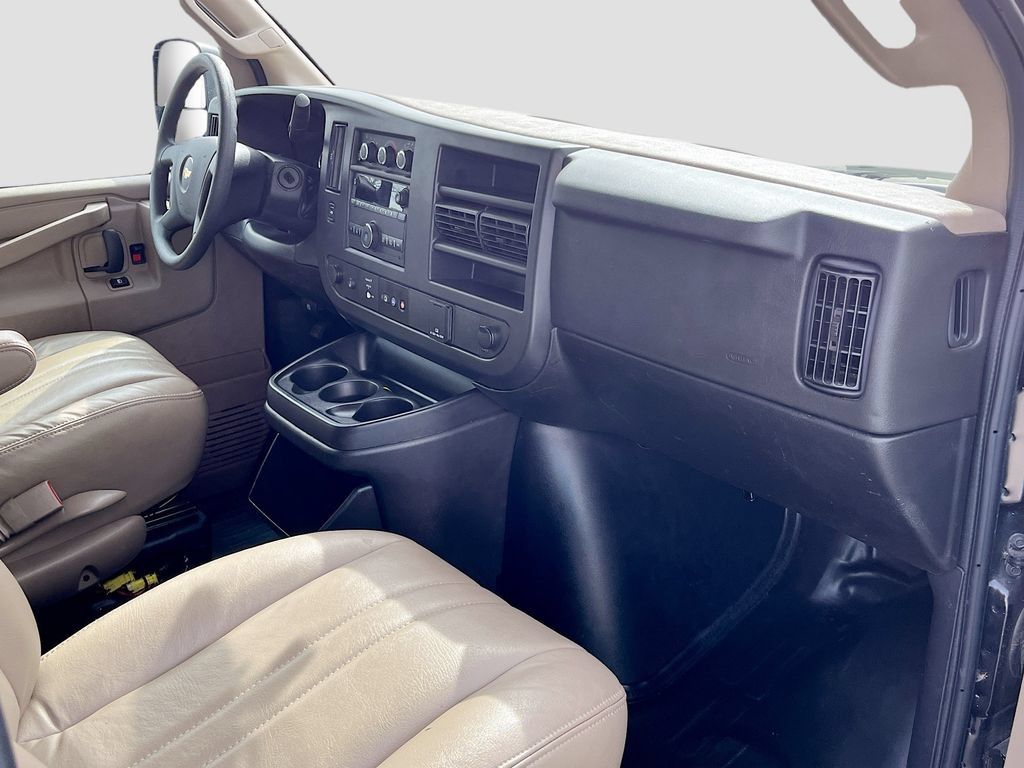 Used 2024 Chevrolet Express 2500 w/ Driver Convenience Package RWD image 24