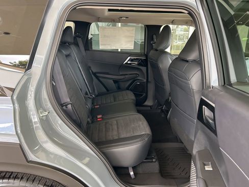New 2026 Mitsubishi Outlander Trail Edition image 29