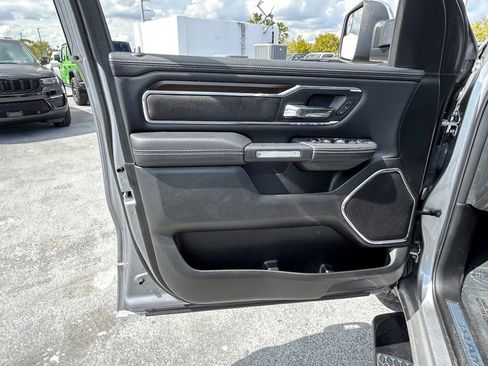 Used 2022 RAM 1500 Laramie image 31