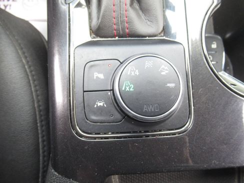 Used 2020 Chevrolet Blazer RS AWD/4WD image 34