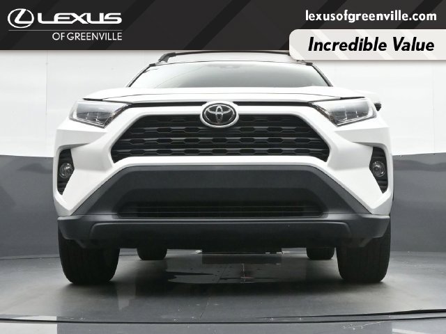 Used 2019 Toyota RAV4 XLE Premium w/ Cold Weather Package AWD/4WD image 38