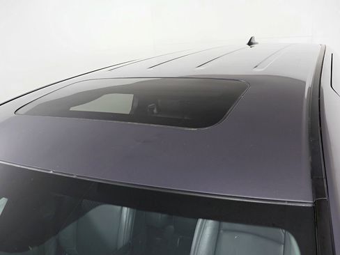 Used 2024 Honda Odyssey Touring image 13