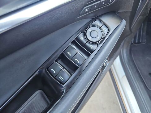 Used 2024 Buick Enclave Premium image 26