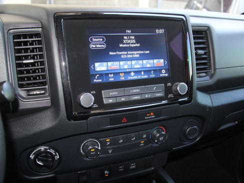 Used 2022 Nissan Frontier S w/ Technology Package AWD/4WD image 14