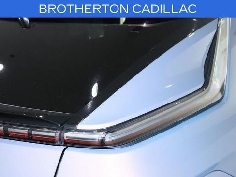 Used 2024 Cadillac Lyriq Luxury AWD/4WD image 15
