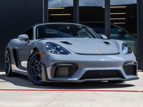Certified 2025 Porsche 718 Boxster Spyder RS RWD image 6