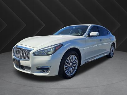 Used 2015 INFINITI Q70 L 3.7 w/ Technology Package