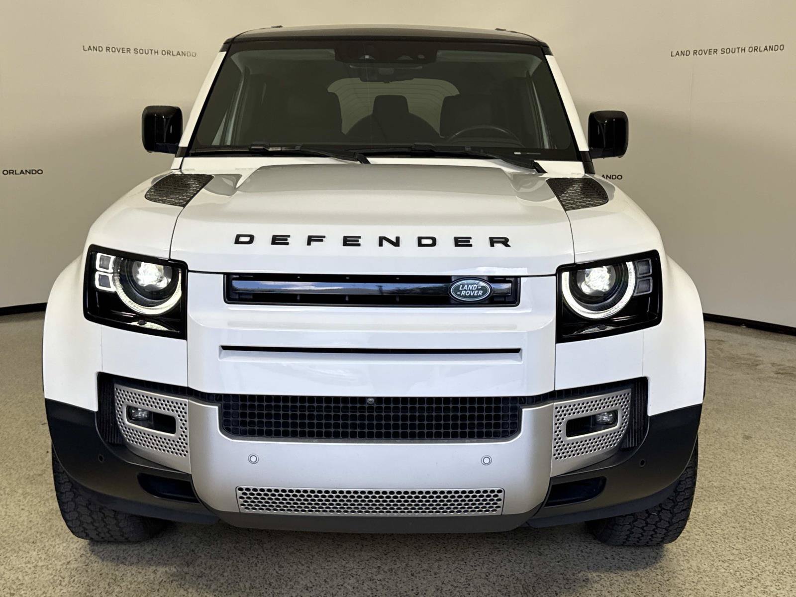 Used 2020 Land Rover Defender 110 SE AWD/4WD image 8