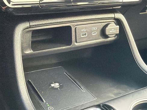 Used 2024 Honda Pilot Touring image 31