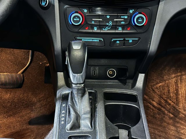 Used 2019 Ford Escape SEL AWD/4WD image 25