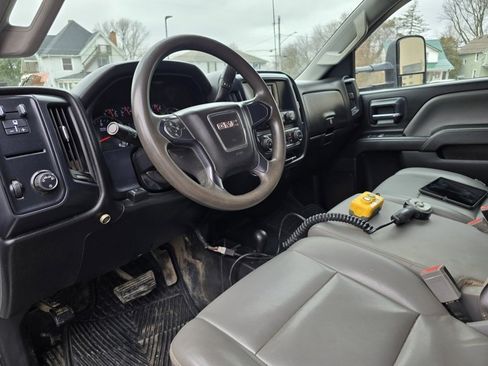 Used 2015 GMC Sierra 3500 4x4 Regular Cab w/ Sierra Convenience Package image 10