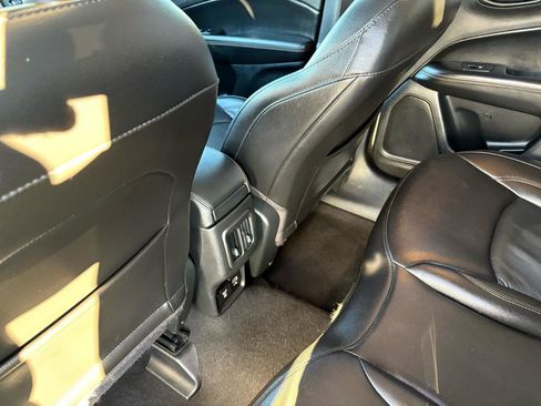 Used 2021 Jeep Compass Limited image 33