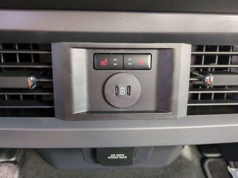 New 2026 Ford F250 Lariat w/ Black Appearance Package image 16